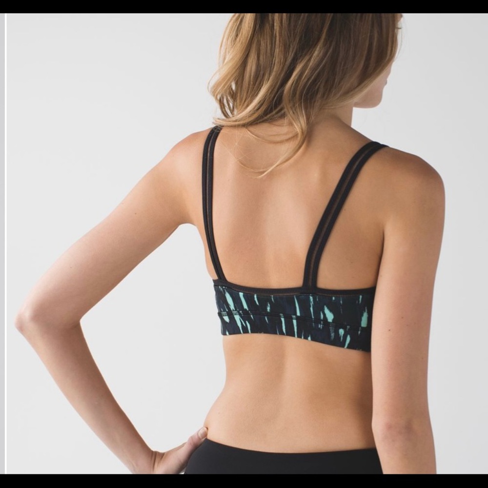 Lululemon Straight Up Mesh Strap Bra Size 6 - Picture 4 of 9
